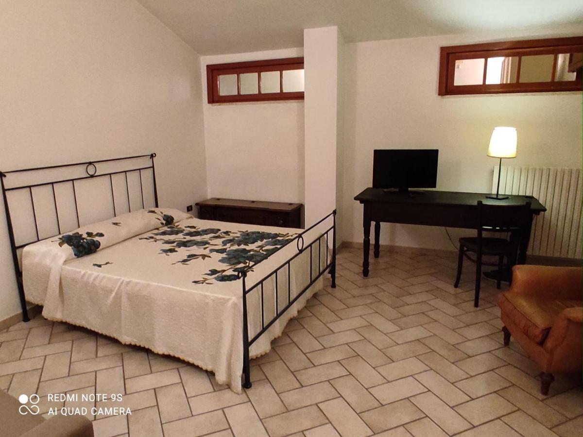 סן פייטרו ורנוטיקו Villa Aristogatti מראה חיצוני תמונה